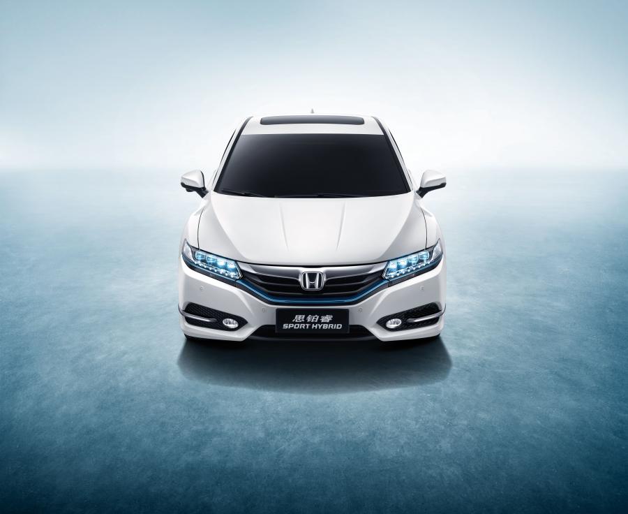  Honda Spirior Sport Hybrid 2016 года  (фото 4 из 16)
